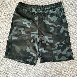 Lands’ End boys athletic tech fleece shorts size husky large 10H-12H